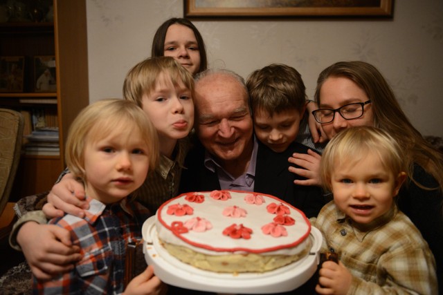 Życzenia na Dzień Dziadka 2018: piękne wierszyki na Dzień Dziadka. Najlepsze życzenia dla Dziadka