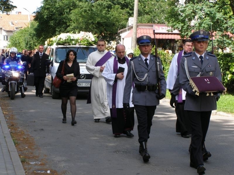 Pogrzeb policjantów z Nidzicy [ZDJĘCIA]. Zginęli w wypadku