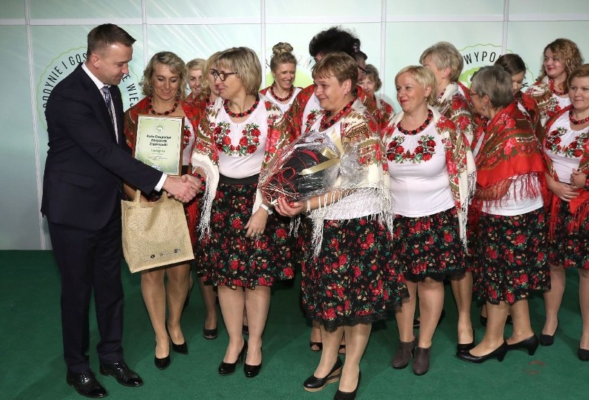 Powiat skarżyski na gali finałowej akcji Rolnik Roku. Tak odbierali nagrody i się bawili 