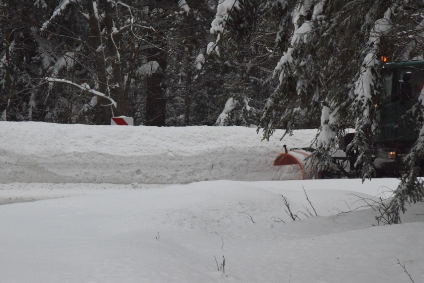 Śniegu w Beskidach nadal jest bardzo dużo, ale to już nie...