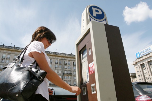 Od dziś obowiązują nowe stawki za parkowanie w Warszawie