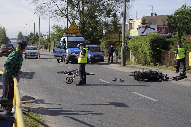 Tragiczny wypadek w Bydgoszczy. Motocyklista nie żyje [foto]