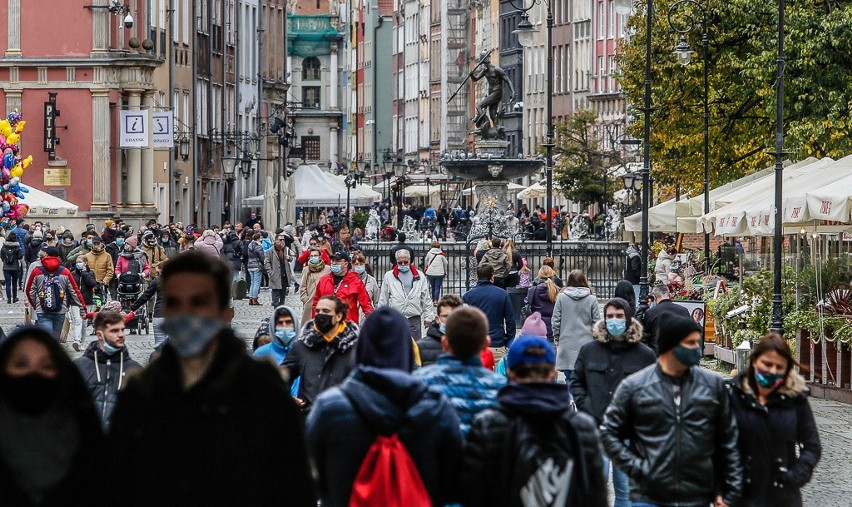 Czerwona strefa nie odstraszyła gdańszczan, którzy wylegli na sobotni spacer. Zdjęcia