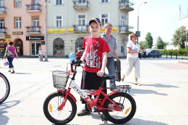 Ośmioletni Jacek Łój przyjechał na giełdę rowerową z mamą. Swój rower chciał sprzedać za 170 złotych.