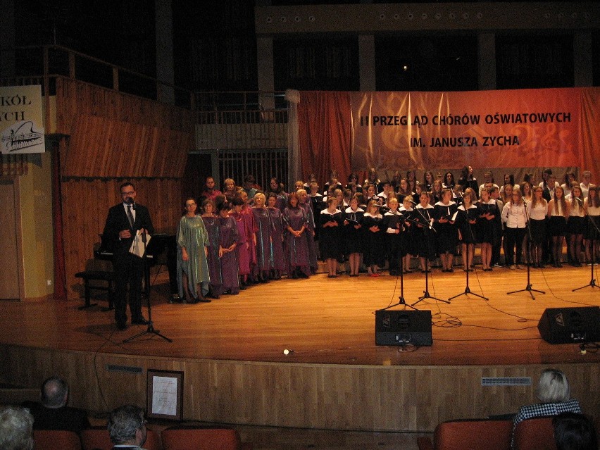 Radomski Przegląd Chórów Oświatowych 2015 w Zespole Szkół Muzycznych w Radomiu