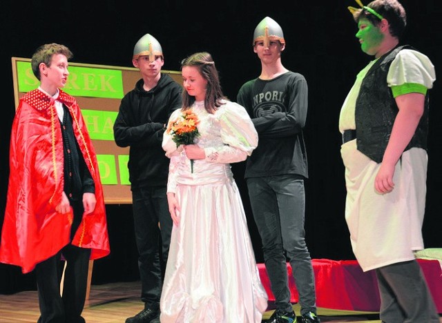 Teatr Maska z Zaleszan wystawił „Shrek - bohater mimo woli”