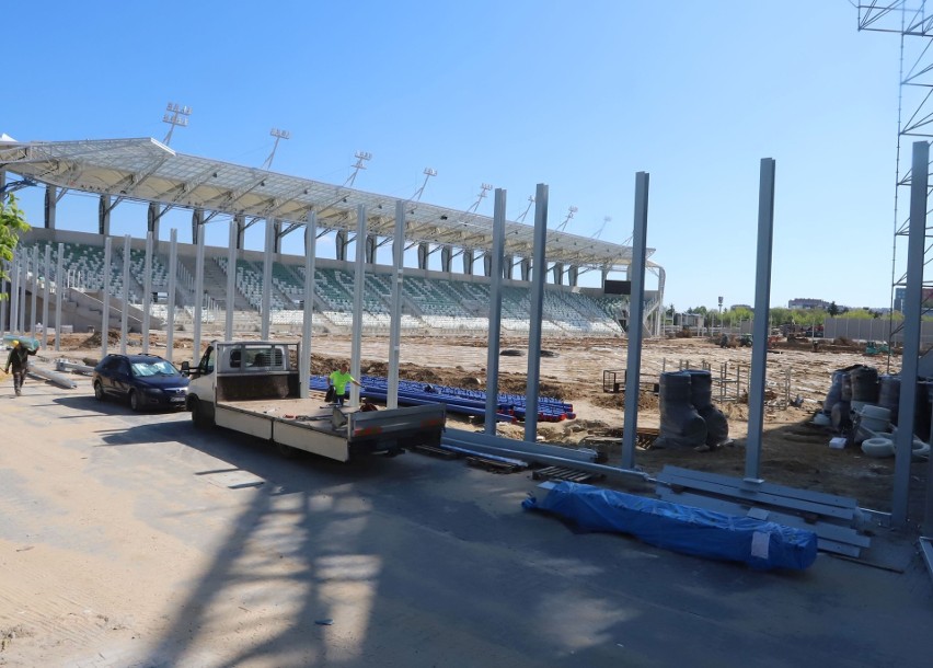 Budowa stadionu ma być skończona do 31 maja.