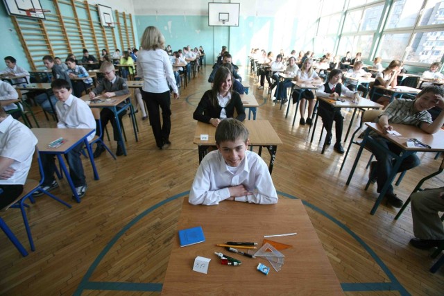Egzamin w Szkole Podstawowej nr 27 w Katowicach