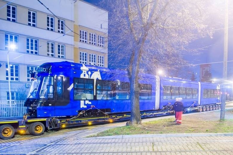 Nowy tramwaj został dostarczony do Krakowa do grudniu