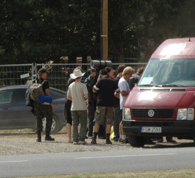 Dojazd busem na festiwalowe pole kosztuje dwa złote