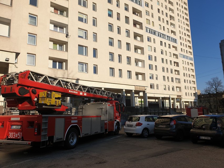 Pożar skrzynki energetycznej na Manhattanie. ZDJĘCIA