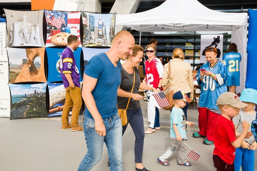 Piknik na Stadionie Miejskim w Białymstoku przed XI...