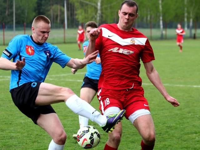 Po ciekawym starciu na stadionie przy ulicy Topolowej, lepsi okazali się gospodarze.