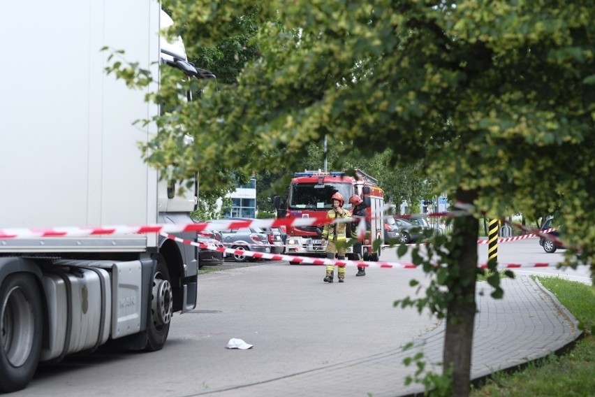 Do groźnego wypadku doszło dziś (19.06) rano obok parkingu...