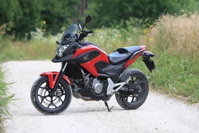 Testujemy: Honda NC700X DCT (WIDEO, ZDJĘCIA)