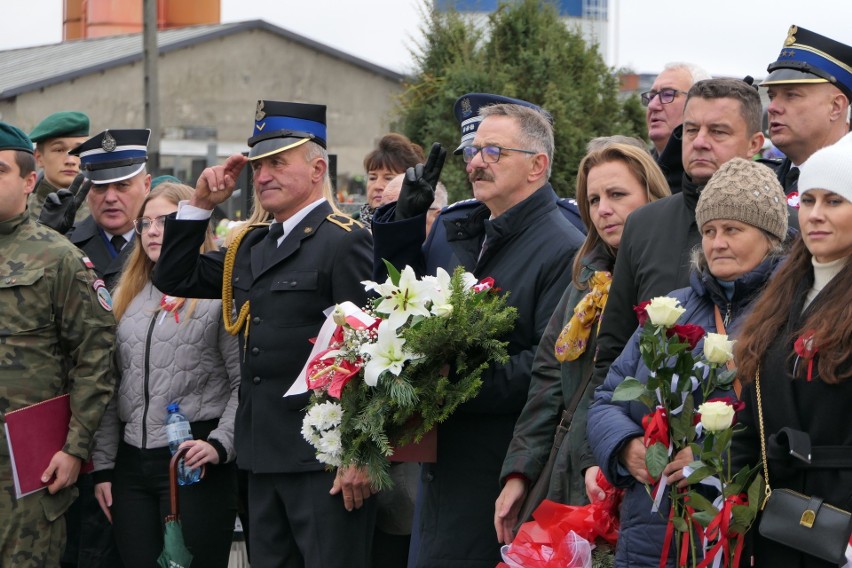 Narodowe Święto Niepodległości w Lipsku. Władze powiatu, miasta i mieszkańcy złożyli hołd bohaterom. Zobacz zdjęcia
