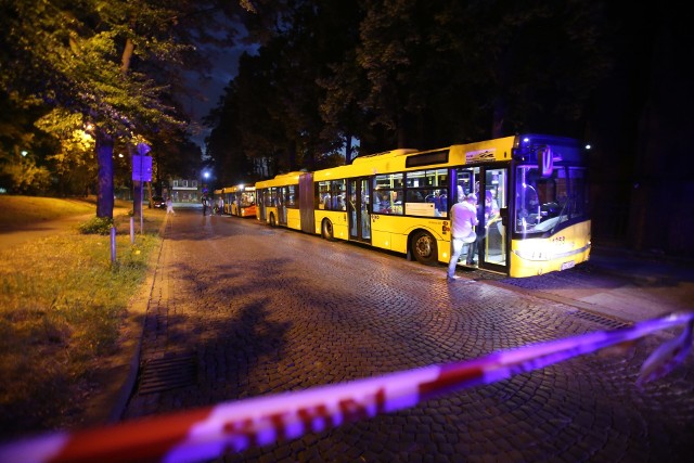 Wyciek gazu na ul. Mikołowskiej w Katowicach. Ewakuowano mieszkańców i zamknięto ulicę dla ruchu