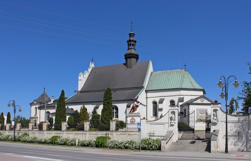 Od poniedziałku, 20 kwietnia, podczas mszy świętych i...