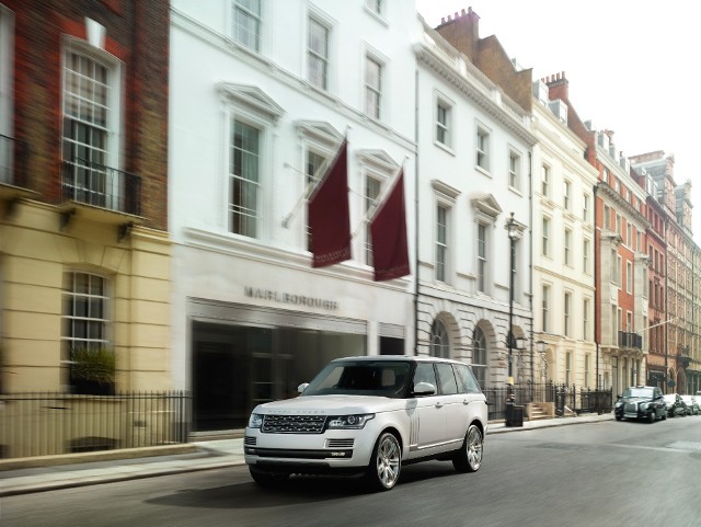 Range Rover LWBFot: Land Rover