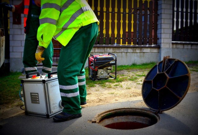 Kto zanieczyszcza oczyszczalnię w Jaworznie?