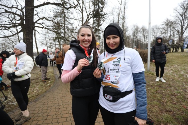 Bieg Tropem Wilczym w Tychach przyciągnął do Paprocan wiele zawodniczek i zawodników   Zobacz kolejne zdjęcia. Przesuwaj zdjęcia w prawo - naciśnij strzałkę lub przycisk NASTĘPNE