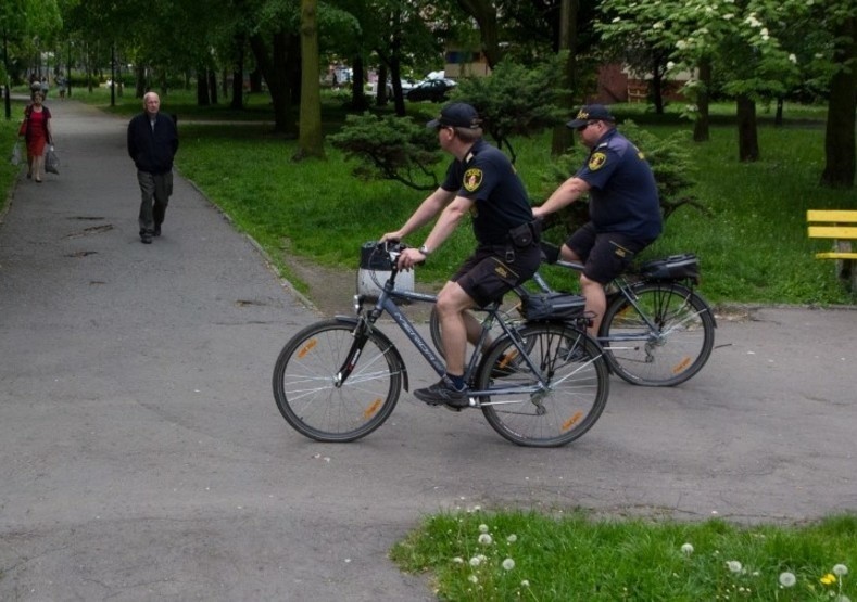 Straż Miejska w Sosnowcu przesiadła się na rowery. Patrole...