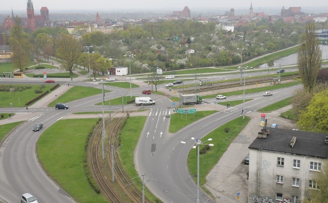 Plac Biskupa ChrapkaPolecamy: Czy rozpoznajesz te miejsca w Toruniu? [QUIZ FOTOGRAFICZNY]