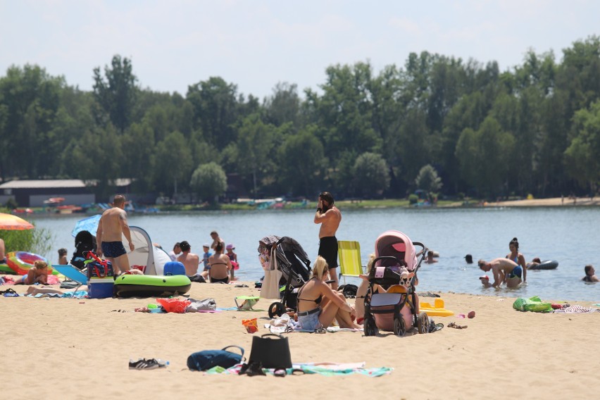 Upalna pogoda przyciągnęła nad Sosinę spragnionych ochłody...