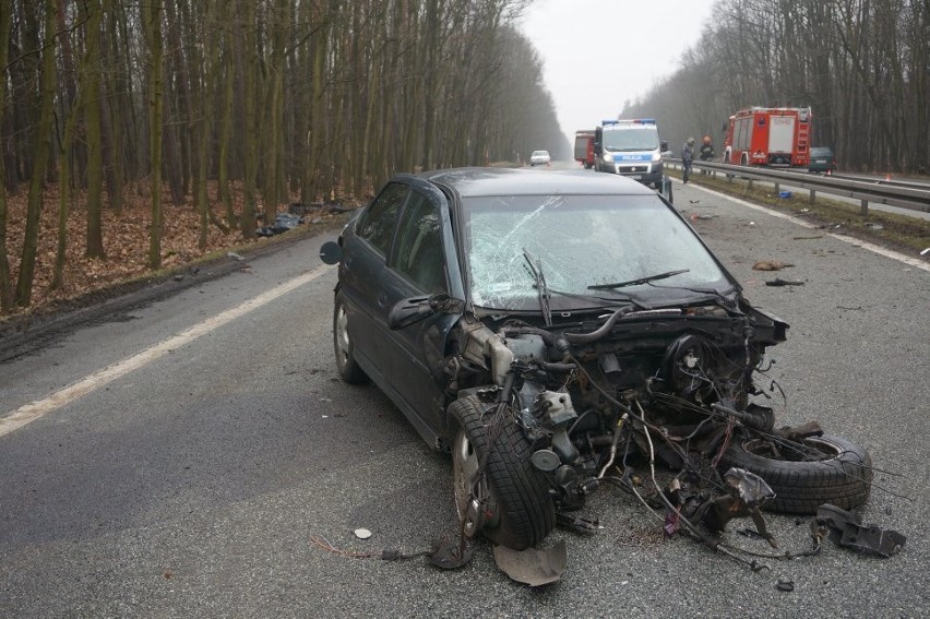 Tragiczny wypadek w Woszczycach na trasie DK 81