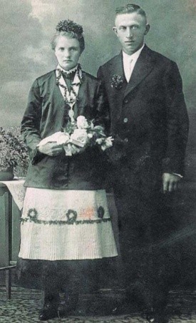 Zdjęcie ślubne z Wójtowej Wsi. 1929 rok
