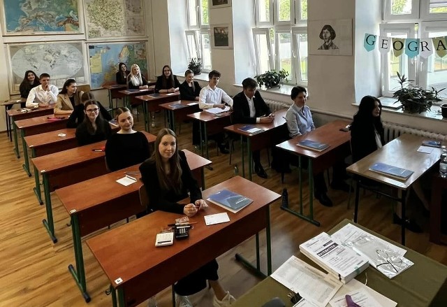 W II Liceum Ogólnokształcącym imienia Tadeusza Kościuszki w Sandomierzu do matury przystąpiło 62 uczniów.