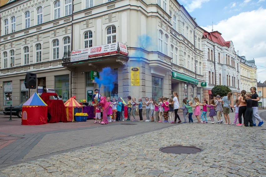Wałowa Str. Art w Tarnowie. Uliczni artyści znów ubarwili ulicę [ZDJĘCIA]
