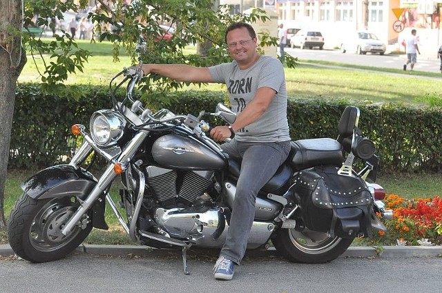Andrzej Szejna odwiedził konecki park podczas weekendowych Dni Końskich. Przyjechał na swym motocyklu.