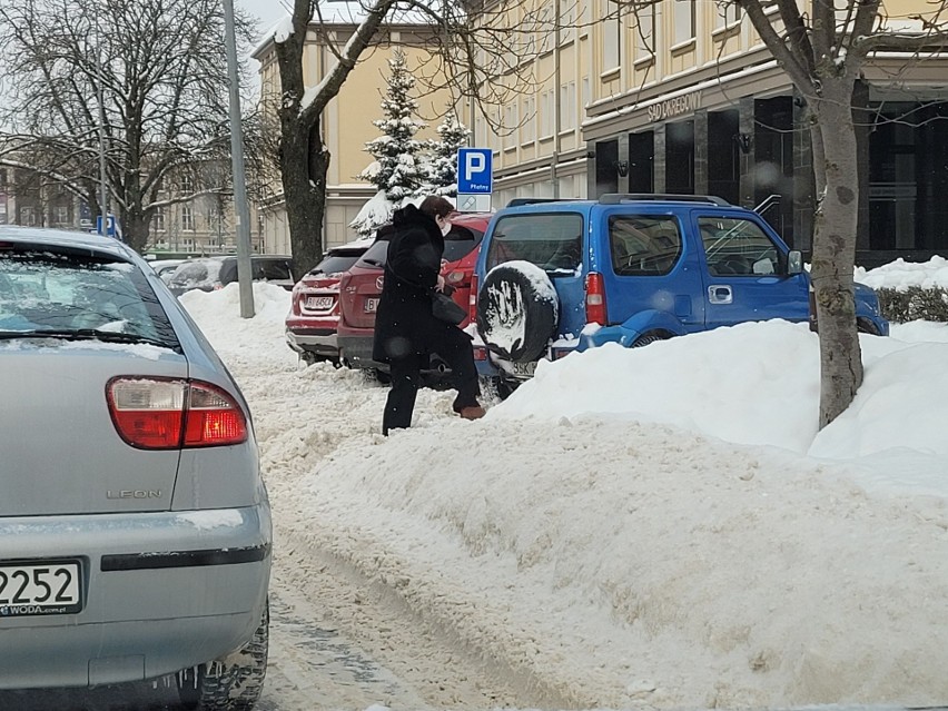 Tak było rok temu w strefie płatnego parkowania