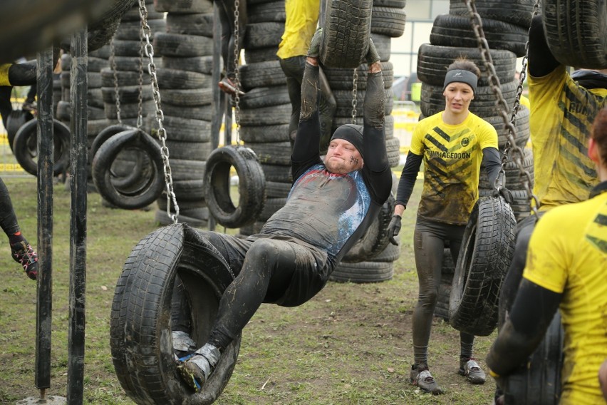 Runmageddon na Partynicach. Pierwszy dzień zmagań [GALERIA ZDJĘĆ]