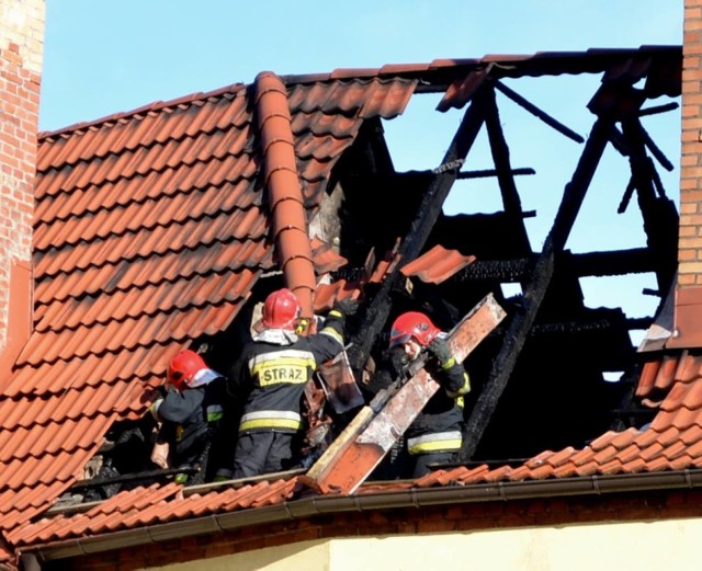 Pożar domu przy Zakopiańskiej w Malborku gasiło 11 zastępów  straży pożarnej