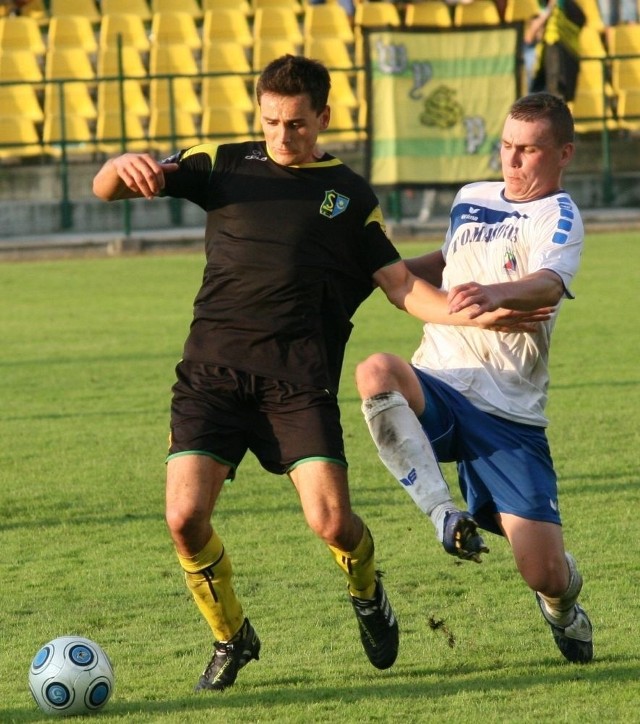 Tomasz Wolan pierwszego w tym sezonie meczu w barwach Siarki nie zaliczy do udanych. 