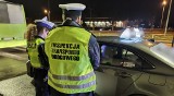 Inspekcja Transportu Drogowego przeprowadziła kontrole taksówek i przewoźników na aplikację. Ilu kierowców zostało zatrzymanych i za co?