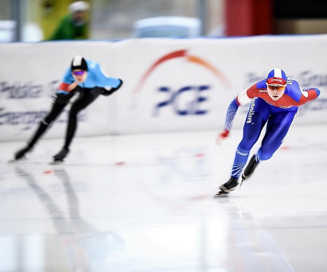 Natalia Jabrzyk (od prawej) jest jedną z polskich kandydatek do medali Mistrzostw Świata juniorów w łyżwiarstwie szybkim, które rozpoczną się w piątek w Tomaszowie Mazowieckim