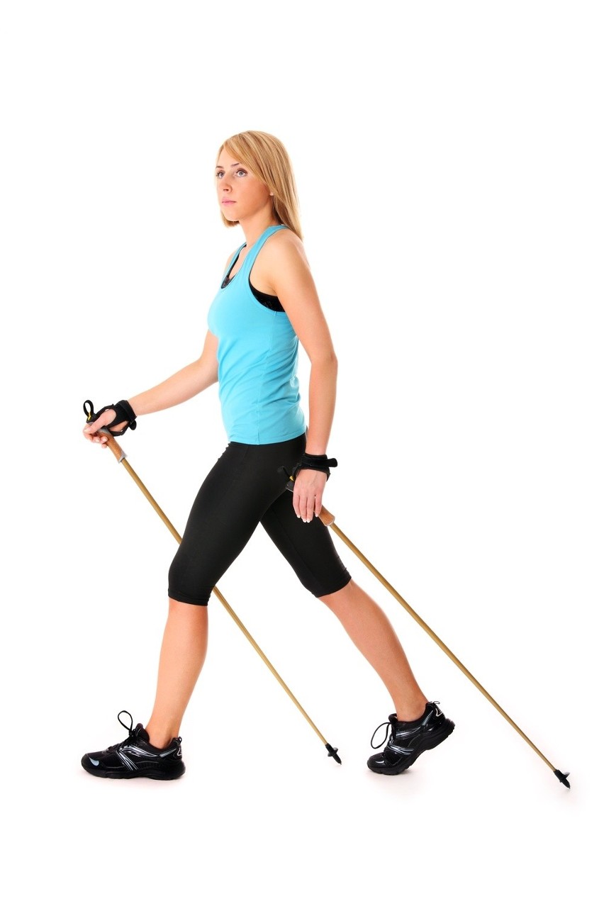 Nordic walking, spacer z kijami - tego trzeba się nauczyć 