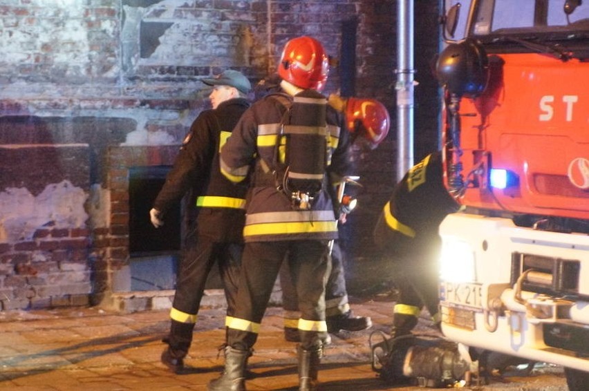 Pożar w Kaliszu. 17 osób trafiło do szpitala