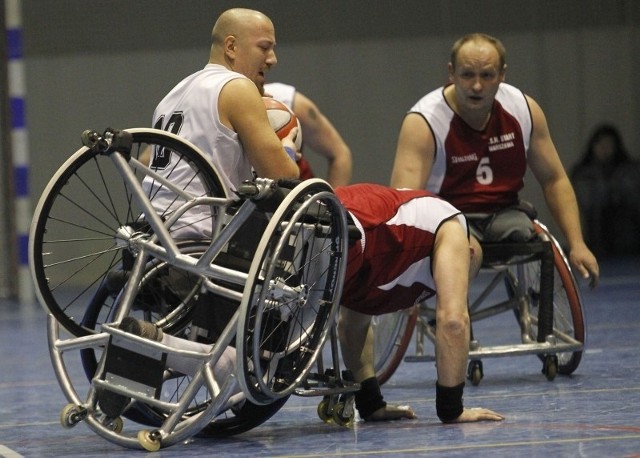 Rzeszowcy koszykarze w meczach ze Startem Warszawa nigdy nie odpuszczają.