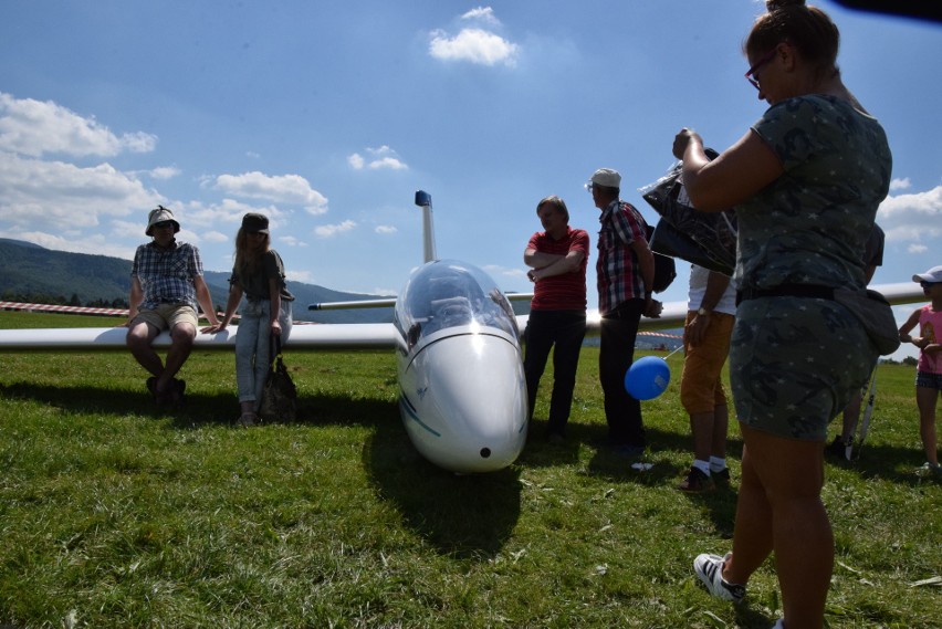 Piknik lotniczy na lotnisku w Bielsku-Białej -...