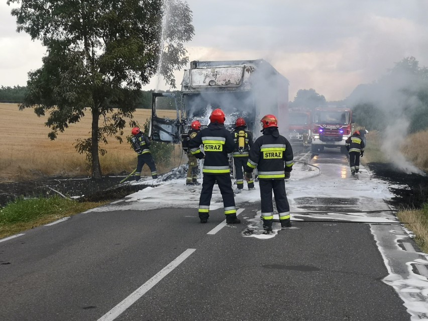 Do pożaru samochodu ciężarowego doszło we wtorkowe...