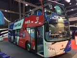 Jest już pierwszy na świecie piętrowy autobus elektryczny. Dzięki bateriom z polskiej firmy!