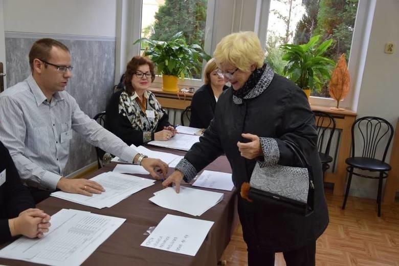 Wybory parlamentarne 2019. Trwają wybory w regionie. Jaka frekwencja w południe?