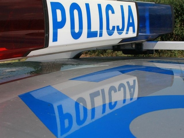 Prokuratura rejonowa w Międzyrzeczu wyjaśnia okoliczności tragedii, do której doszło we wtorek wczesnym wieczorem we wsi Gorzyca. Młody mężczyzna spadł z komina. Zginął na miejscu.