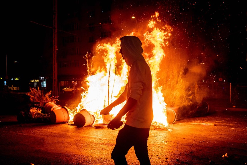 Antyrządowe protesty w Rumunii [ZDJĘCIA] Manifestacja i zamieszki w Bukareszcie. Doszło do starcia z policją, wiele osób rannych [WIDEO]