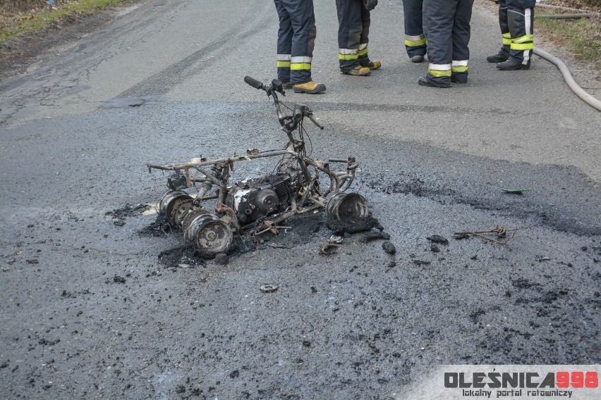 Wypadek pod Oleśnicą, quad stanął w płomieniach