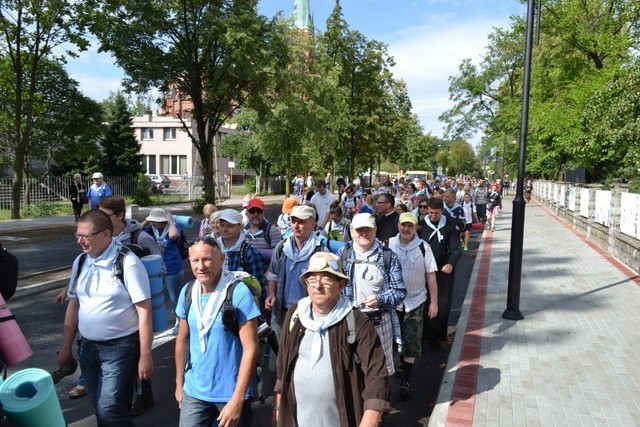 Rybnicka Pielgrzymka na Jasną Górę Wyruszyła